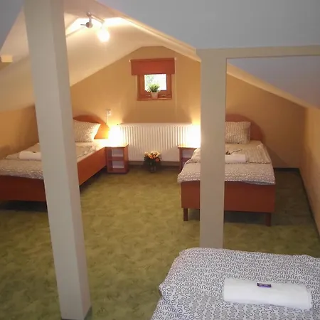 Mediterran Vendeghaz 3* קצ'קמט