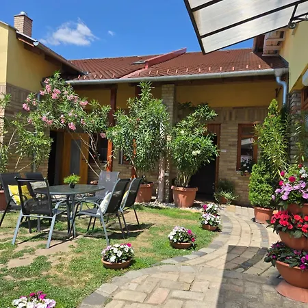 Mediterrán Vendégház 3*