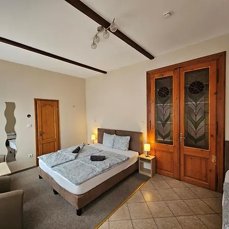 בית הארחה Mediterran Vendeghaz