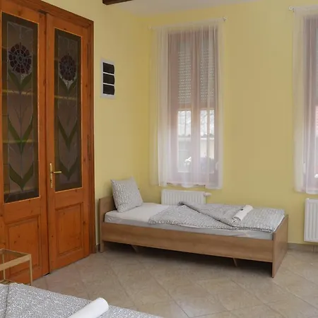 Mediterran Vendeghaz Guest house