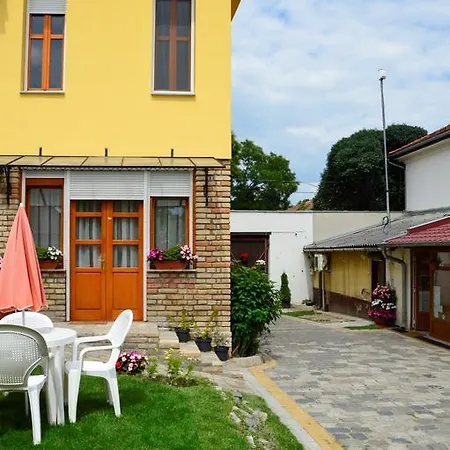 Mediterran Vendeghaz Guest house Kecskemet